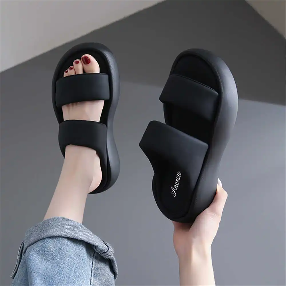 Size 39 Strips Summer Shoes Sa - Aquatic Sports Team Names のレビューと価格