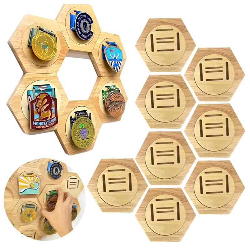Wooden Medal Display Stand Hex - Aquatic Sports Hat のレビューと価格
