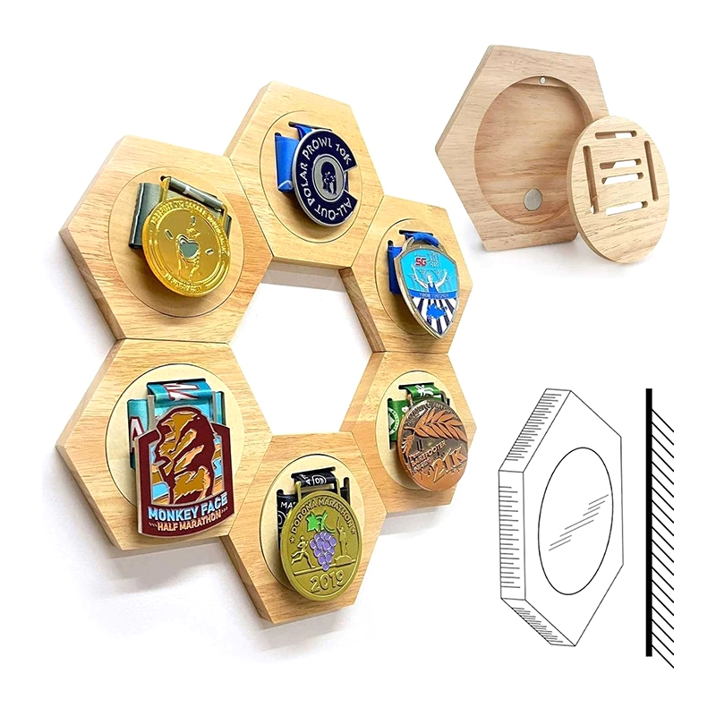Wooden Medal Display Stand Hex - Aquatic Sports Hat のレビューと価格